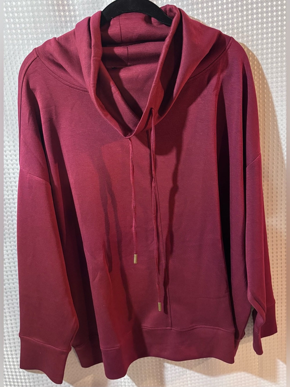 Jones & Co Jones New York 2X Maroon Turtleneck Drop Shoulder Active Top